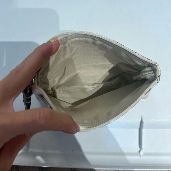 burberry cosmetic wristlet - Picture 4 of 5